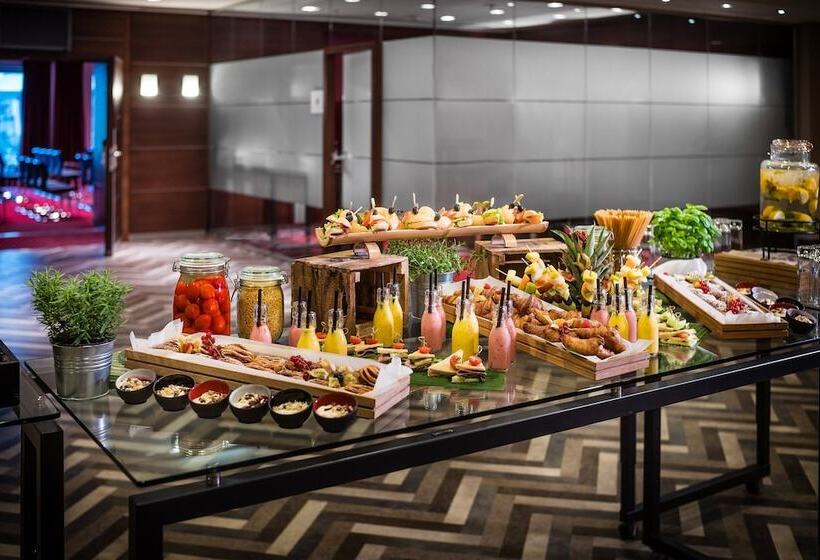 酒店 Sheraton Duesseldorf Airport