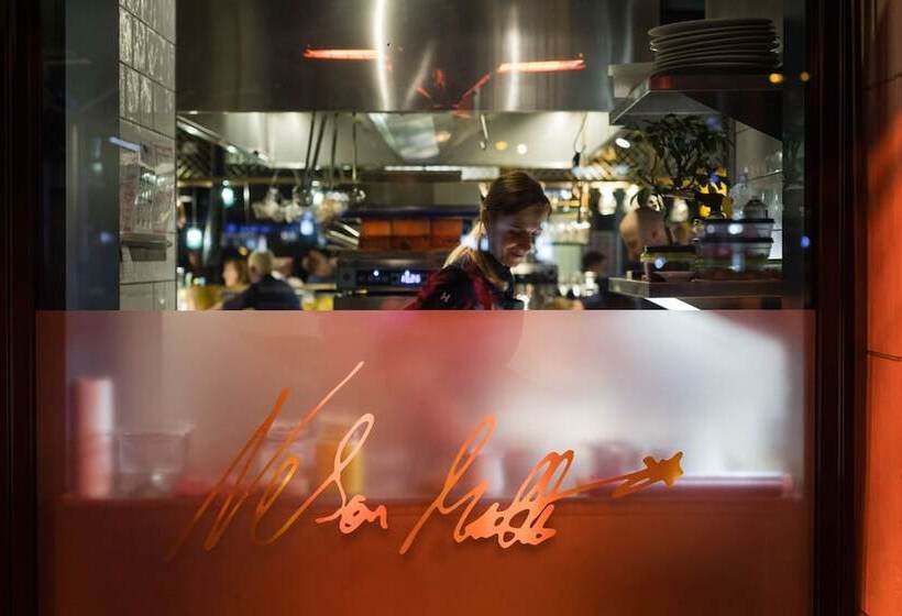 Отель Sheraton Essen