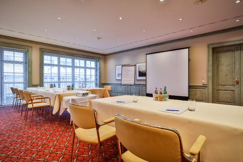 Отель Stadt Hamburg