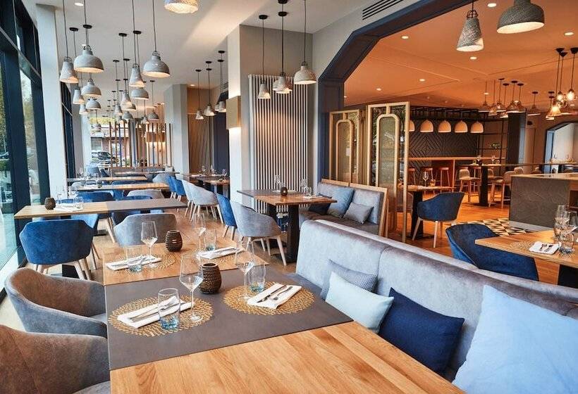 호텔 Steigenberger Conti Hansa