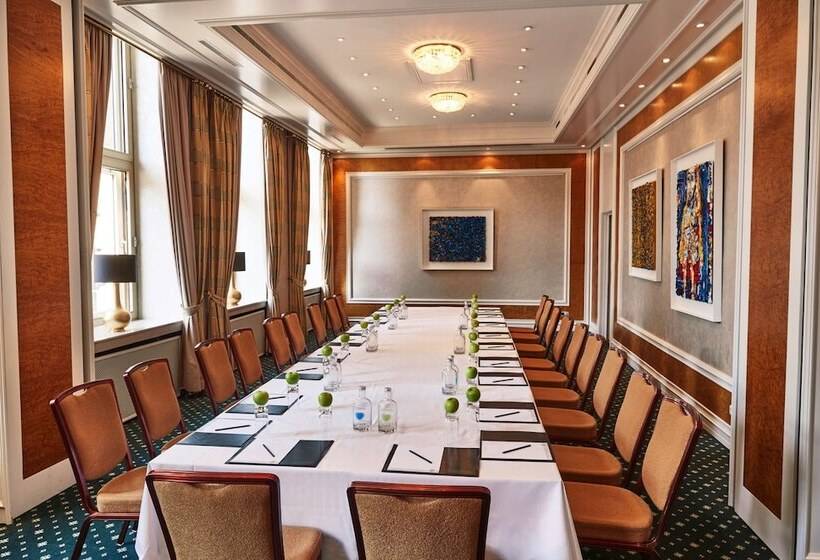 Steigenberger Icon Parkhotel Düsseldorf