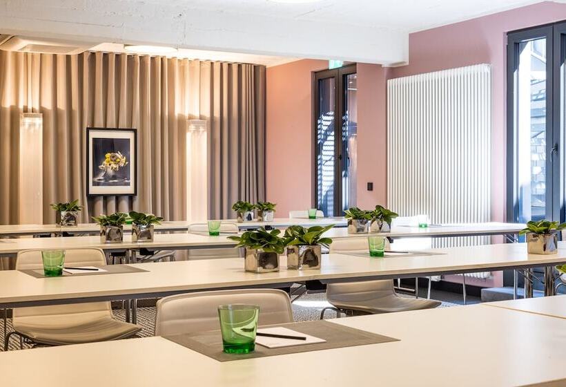 ホテル The Midtown