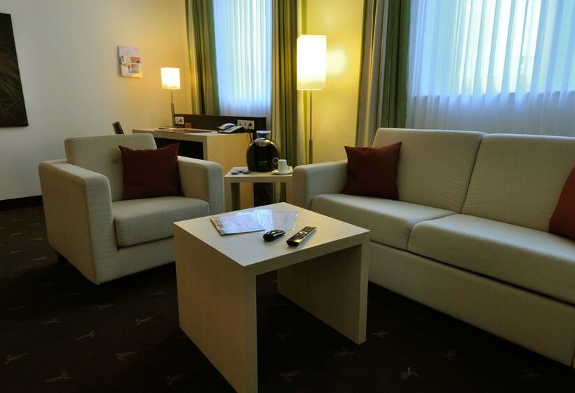 هتل Esplanade Dortmund