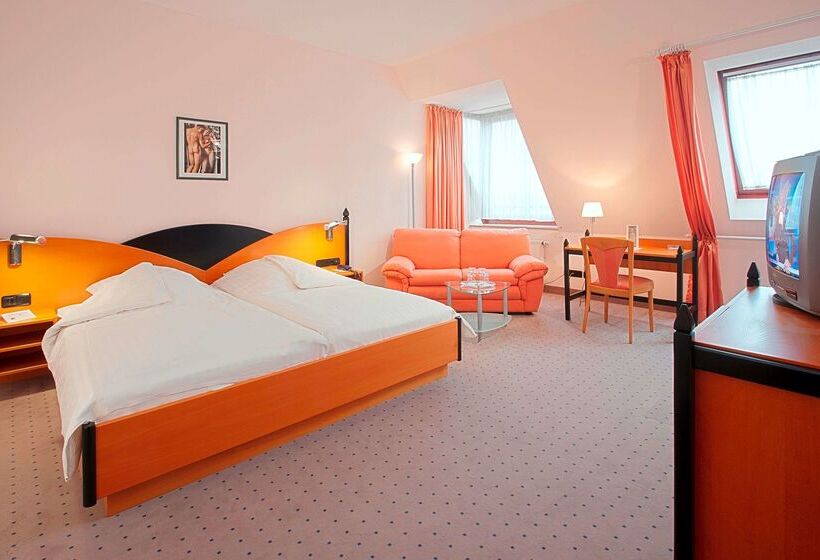 ホテル Tryp By Wyndham Kassel City Centre