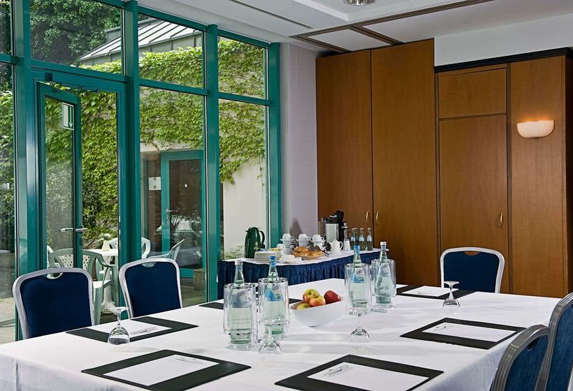 فندق Tryp By Wyndham Köln City Centre