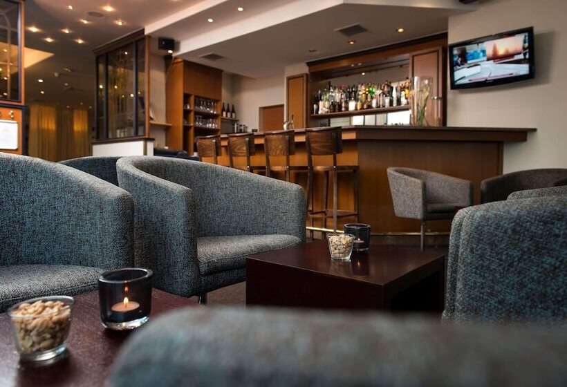 فندق Tryp By Wyndham Köln City Centre