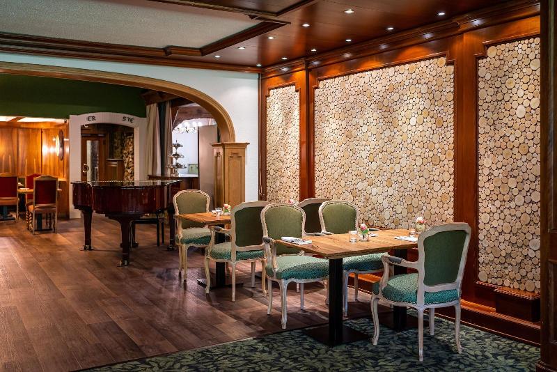 Waldhotel Tannenhäuschen