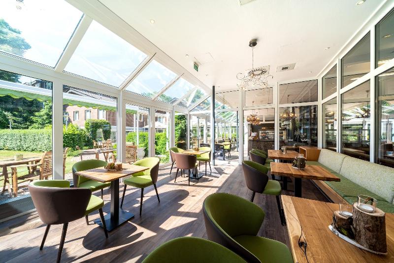 Waldhotel Tannenhäuschen