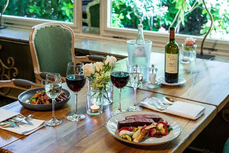 Waldhotel Tannenhäuschen