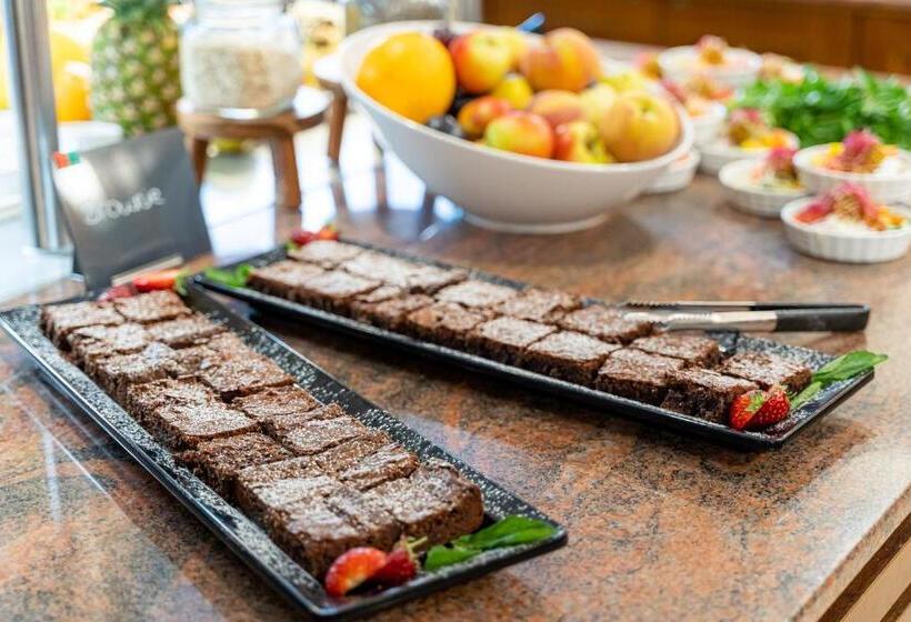 Waldhotel Tannenhäuschen