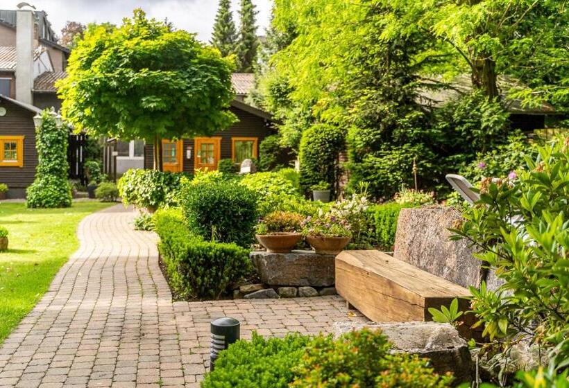 Waldhotel Tannenhäuschen