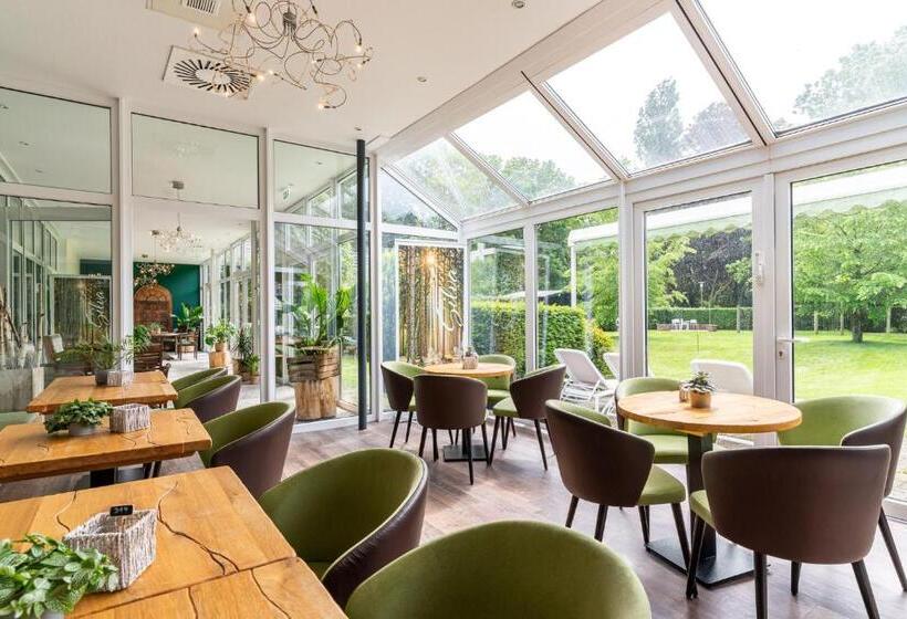 Waldhotel Tannenhäuschen