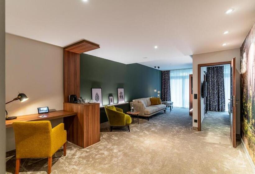 Waldhotel Tannenhäuschen