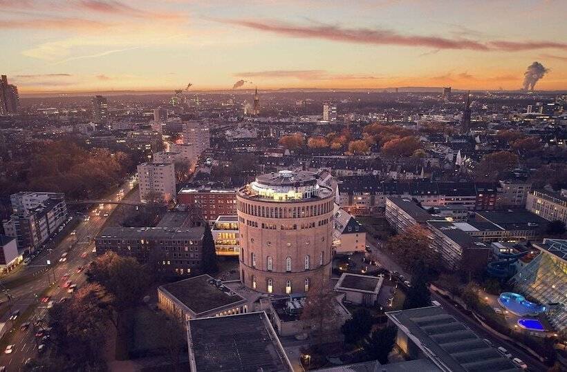 Wasserturm Hotel Cologne, Curio Collection By Hilton
