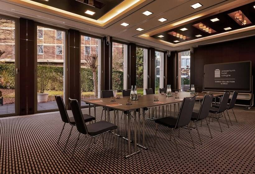 Wasserturm Hotel Cologne, Curio Collection By Hilton