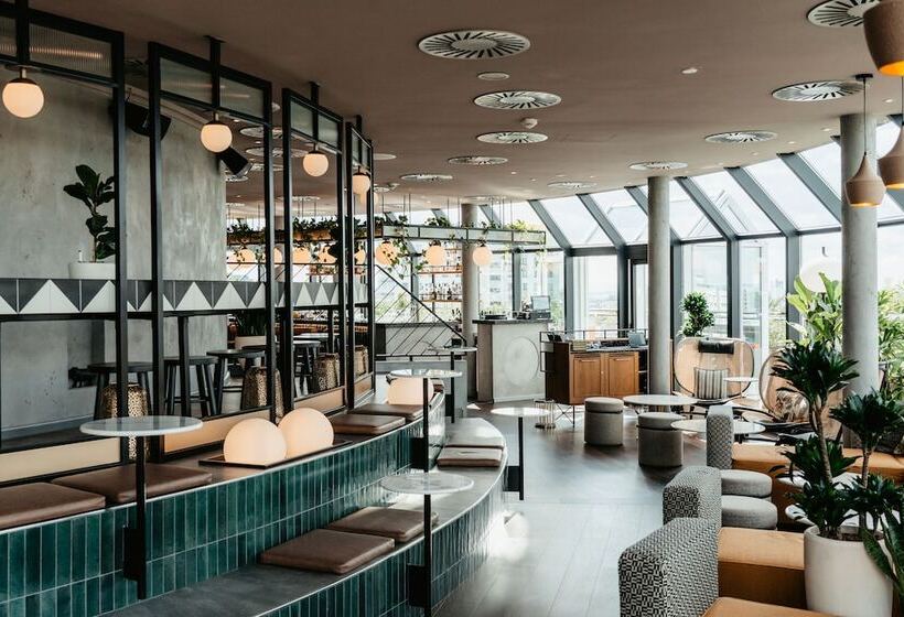 Wasserturm Hotel Cologne, Curio Collection By Hilton