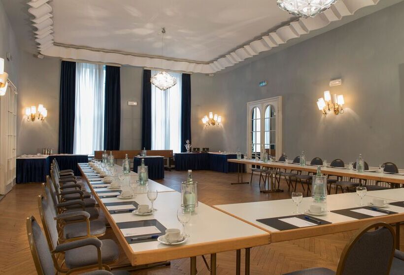 فندق Wyndham Duisburger Hof