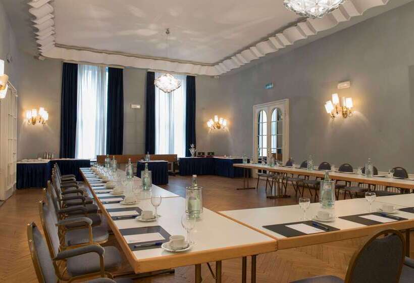 فندق Wyndham Duisburger Hof