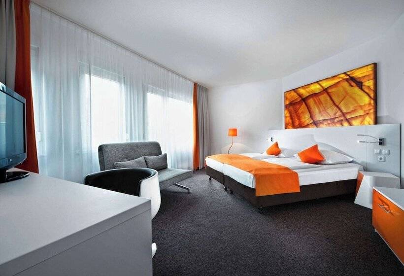 فندق Wyndham Garden  Duesseldorf City Centre Koenigsallee