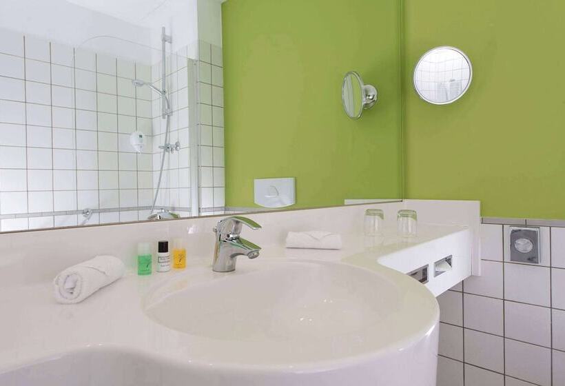 酒店 Wyndham Garden  Duesseldorf City Centre Koenigsallee