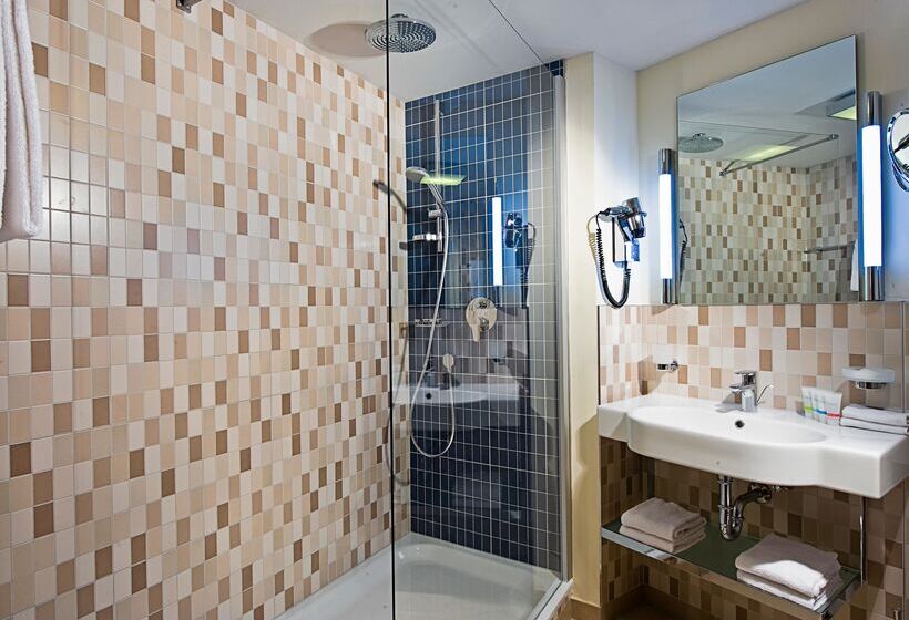 فندق Wyndham Köln