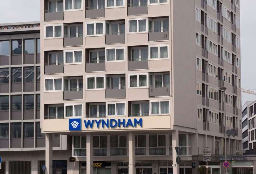 هتل Wyndham Köln