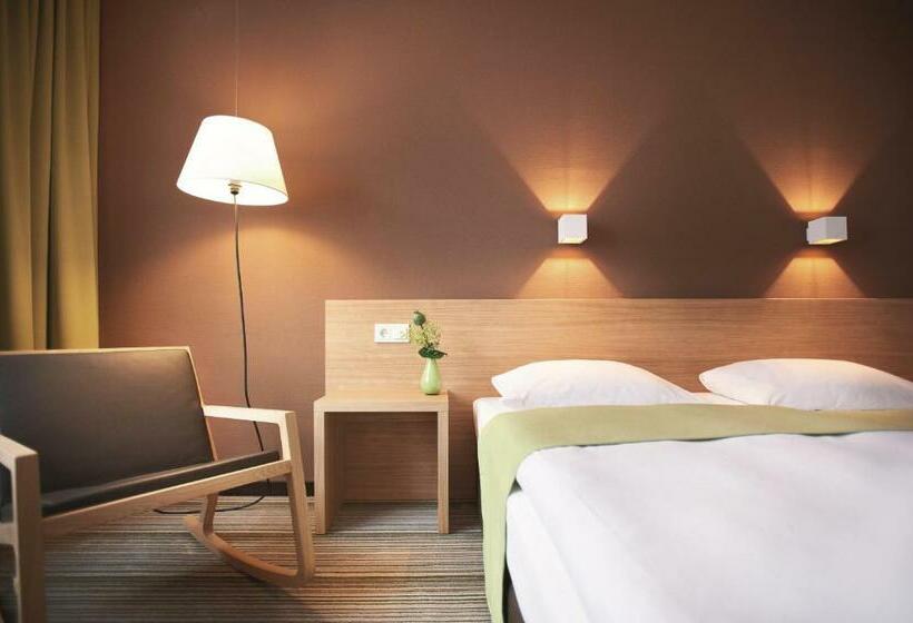 ホテル Zugbrücke Grenzau Gmbh