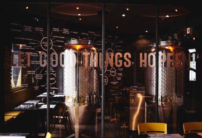 ホテル Zugbrücke Grenzau Gmbh