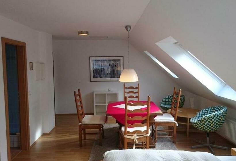 فندق Zur Brücke