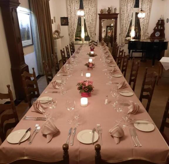 فندق Zur Brücke