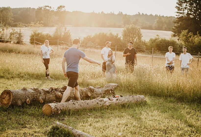 호텔 Zur Burg Sternberg