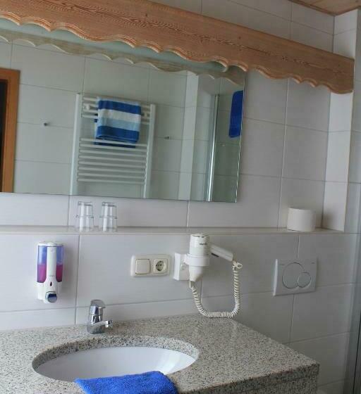 فندق Zur Erholung