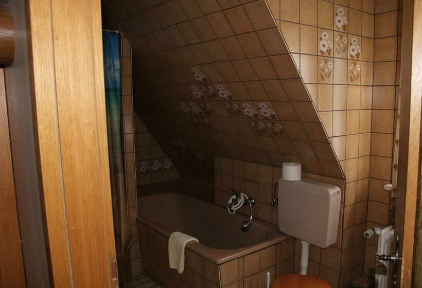 فندق Zur Erholung