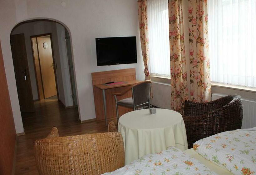 فندق Zur Erholung