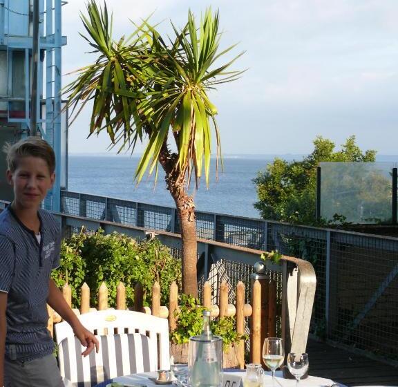 호텔 Zur Schönen Aussicht