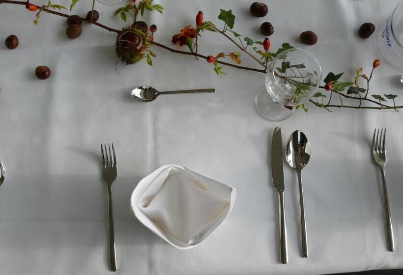 호텔 Zur Schönen Aussicht