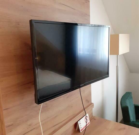 Land Gut Hotel Zum Alten Forsthaus   Aufladestation Für Elektroautos