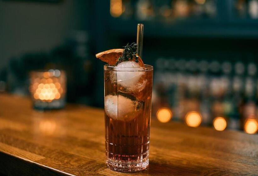 Fuchsbau Romantik Hotel & Spa Restaurant & Fox Bar