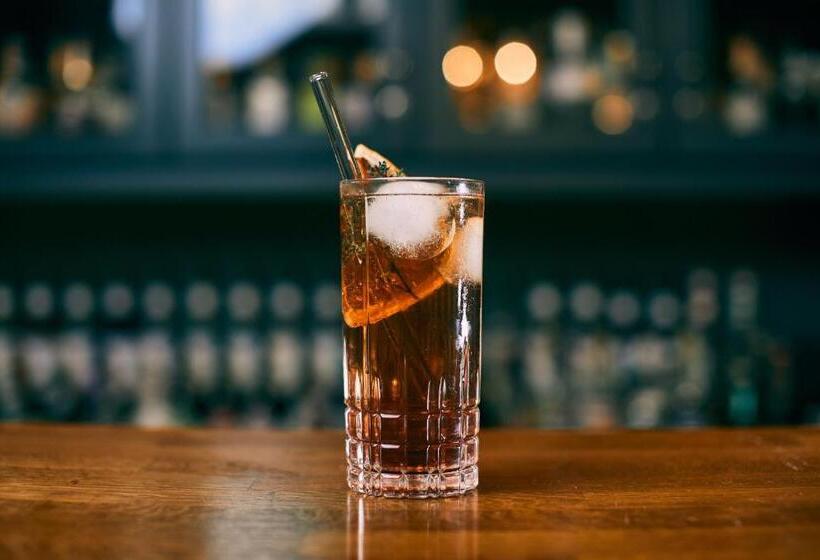 Fuchsbau Romantik Hotel & Spa Restaurant & Fox Bar