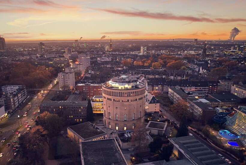 Wasserturm Hotel Cologne, Curio Collection By Hilton