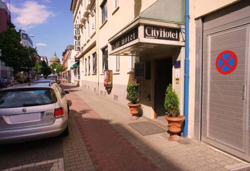 ホテル City  Mannheim