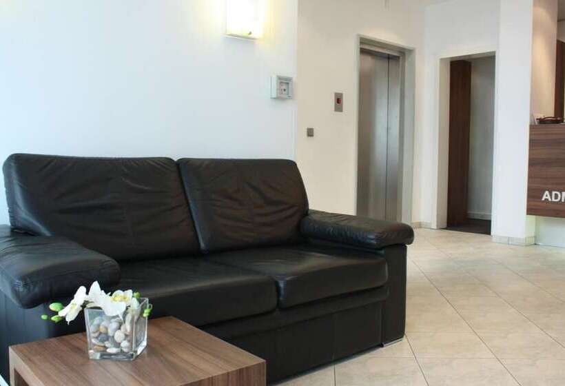 בית מלון כפרי Admiral