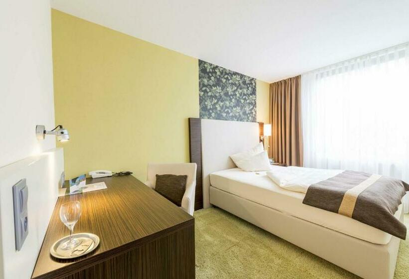 Отель Am Bruchsee