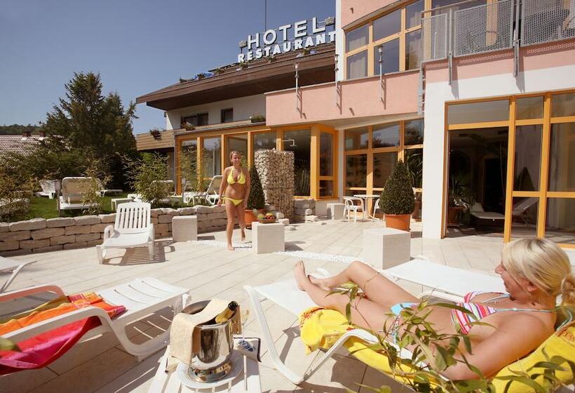 Отель Am Hirschhorn   Wellness   Spa   And More