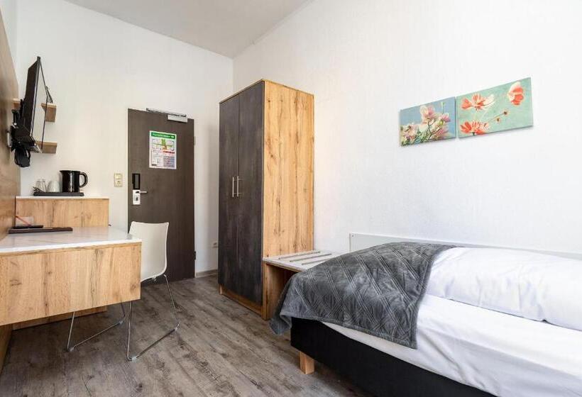 Отель Am Ludwigsplatz