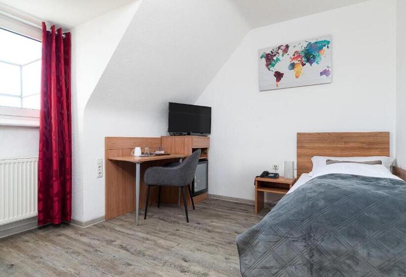 Отель Am Ludwigsplatz