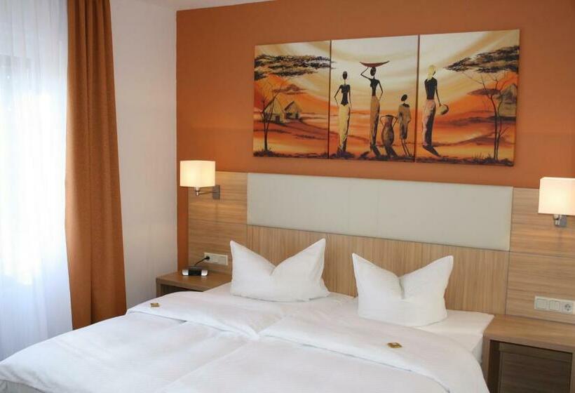 酒店 Am Schwimmbad