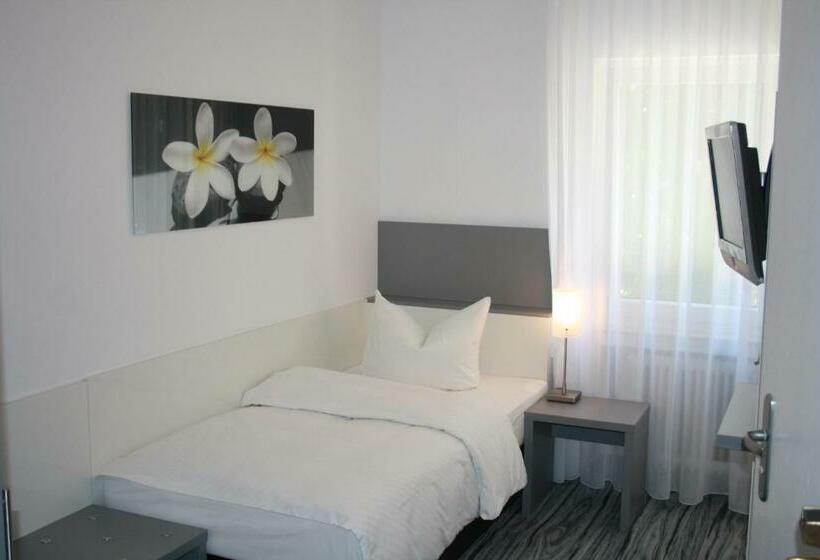 酒店 Am Schwimmbad