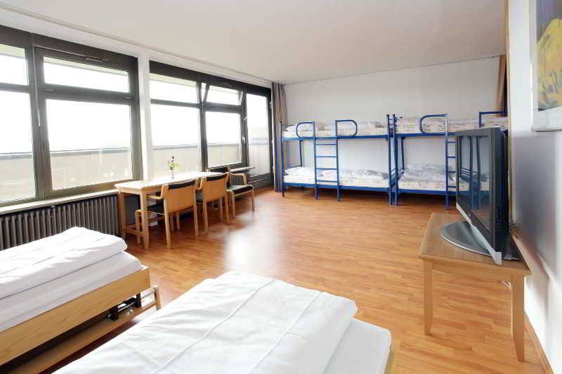 Otel a&o Karlsruhe Hauptbahnhof