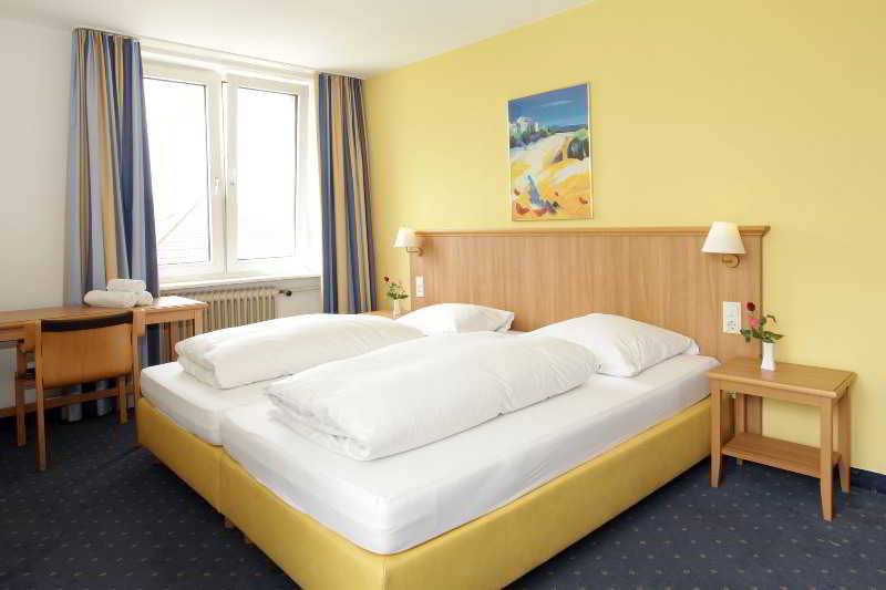 Otel a&o Karlsruhe Hauptbahnhof